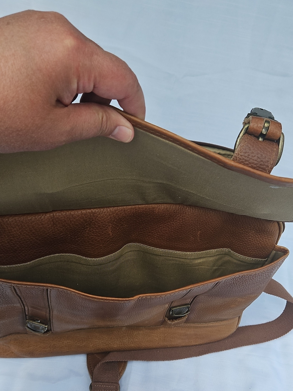 Vintage LL Bean Leather Messenger Briefcase Laptop Shoulder Bag Brown 0DMU1 - Picture 8 of 16